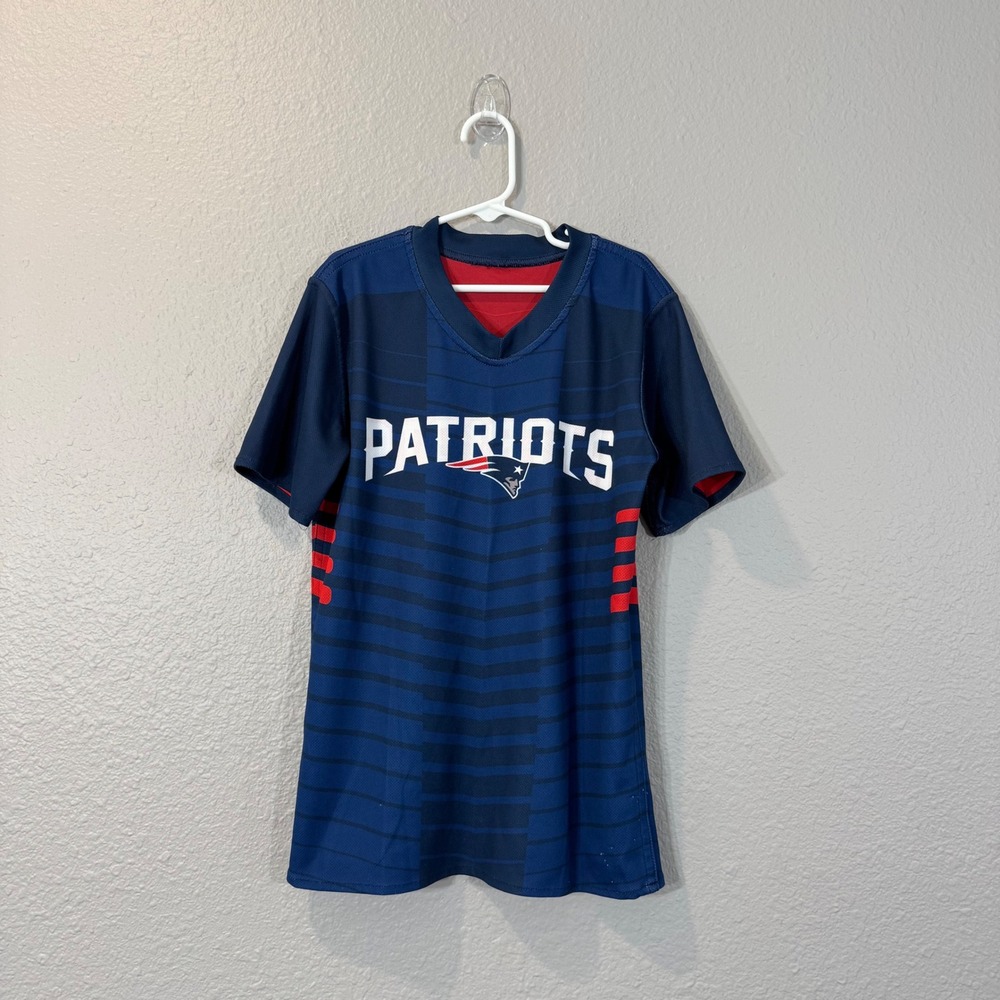 NFL Flag Boy's Size S Blue/Red Reversible Patriots Flag‎ Football Jersey